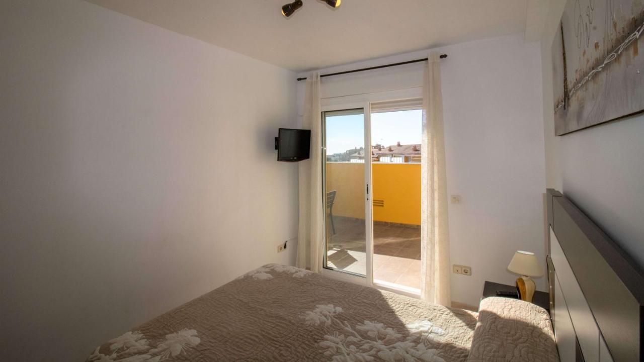 Atico Con Vistas Al Mar , Wifi Y Piscina - Sierra Irta Albert Villas Alcoceber Bagian luar foto